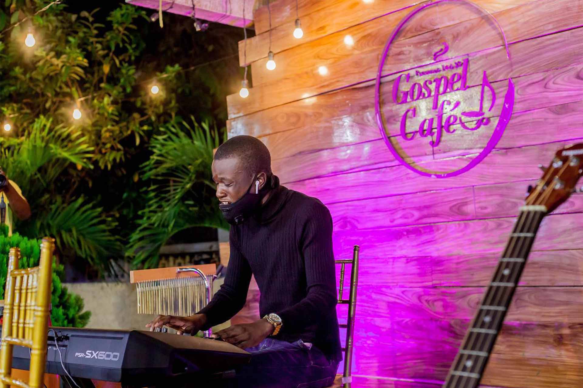_0006_Gospel-Café-Kinshasa